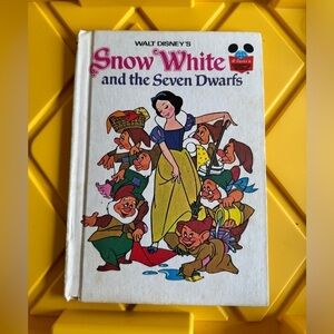 1973 vintage Snow White and the seven Dwarfs